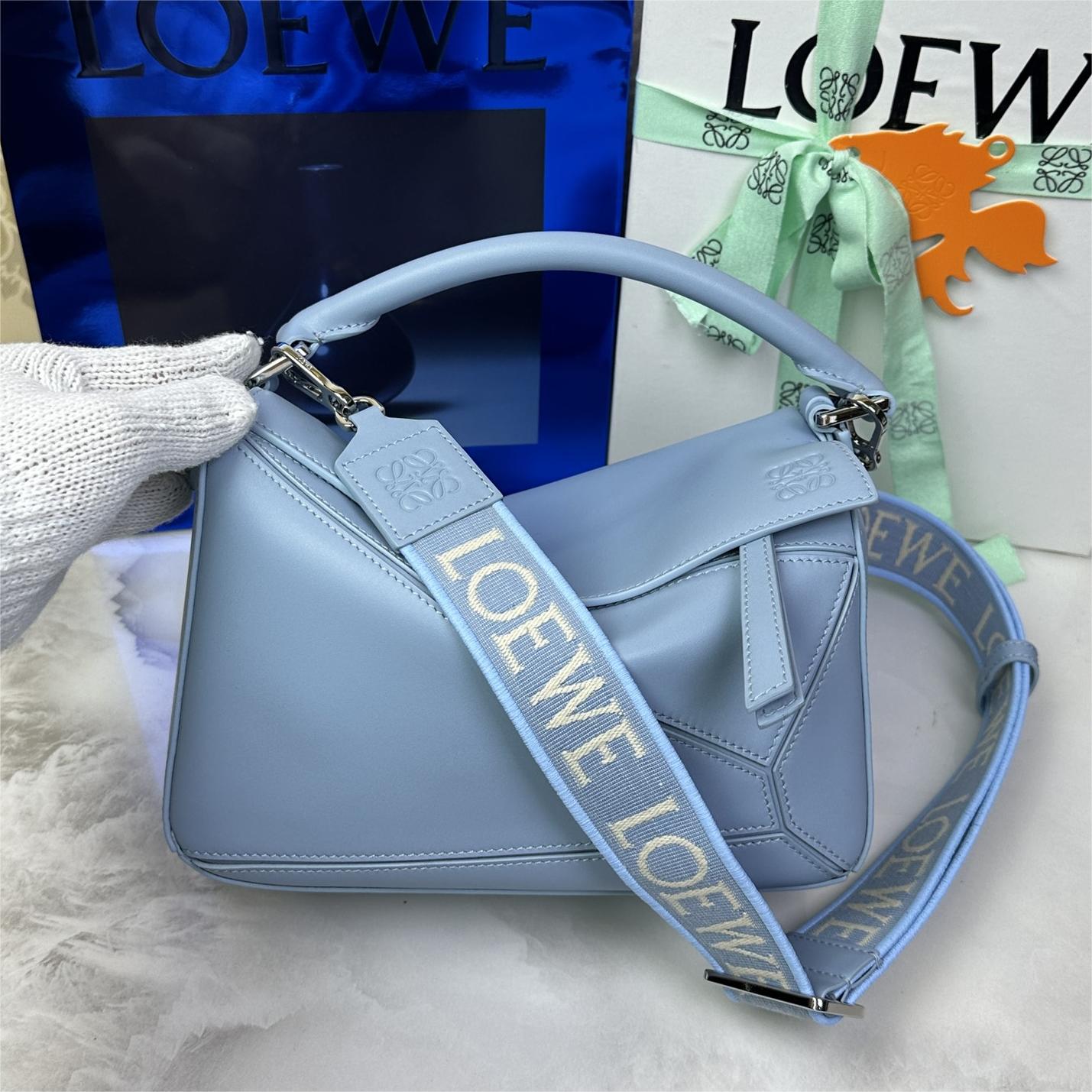 Loewe-Puzzle-24cm