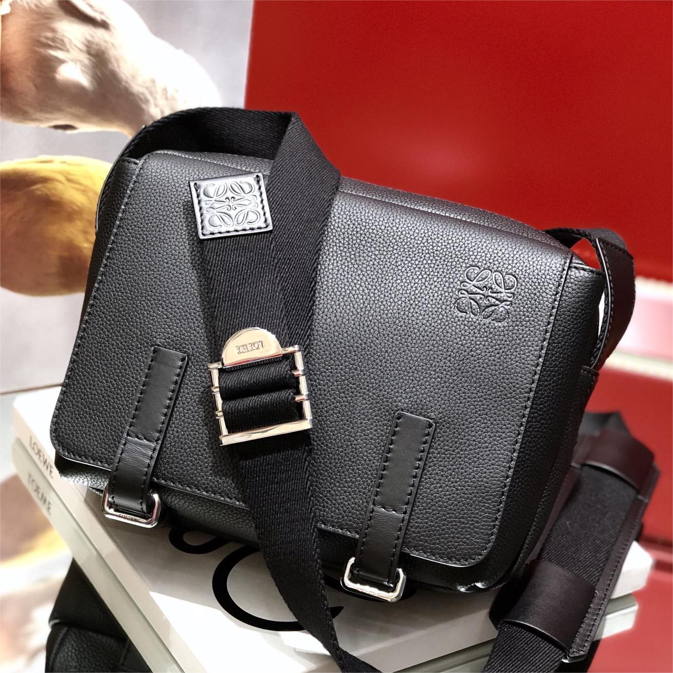 Loewe-Messenger Bag-23cm