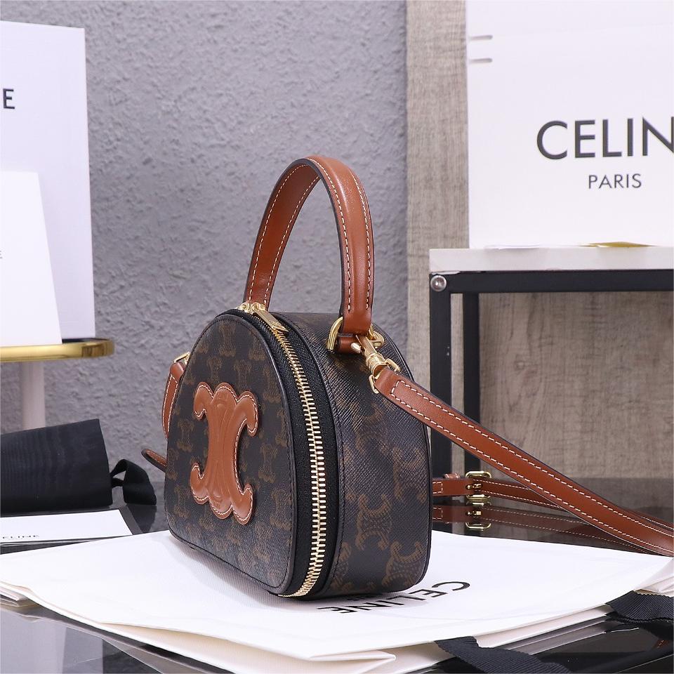 CELINE-TRIOMPHE-18cm