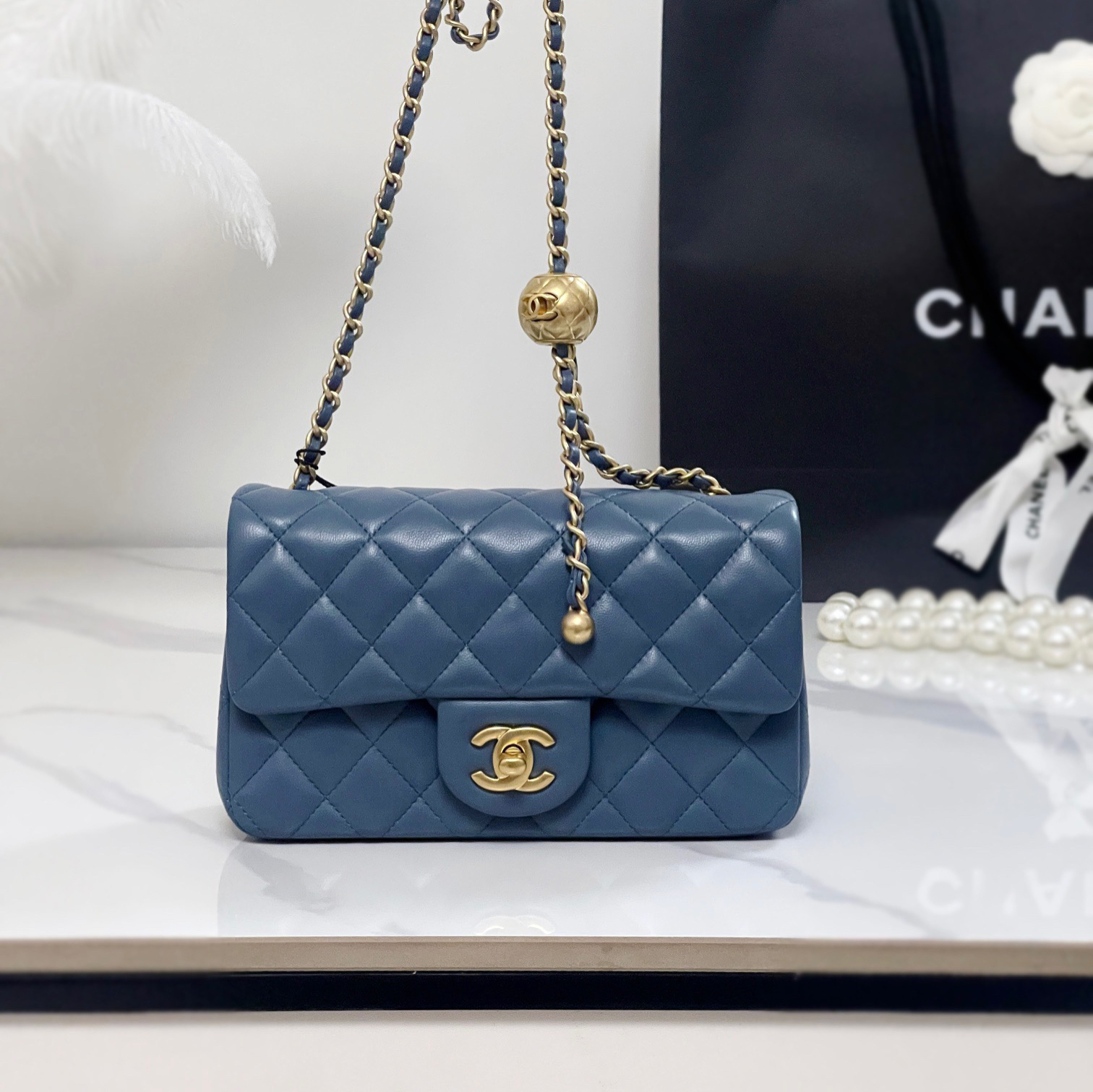 Chanel -Classic Flap -20cm