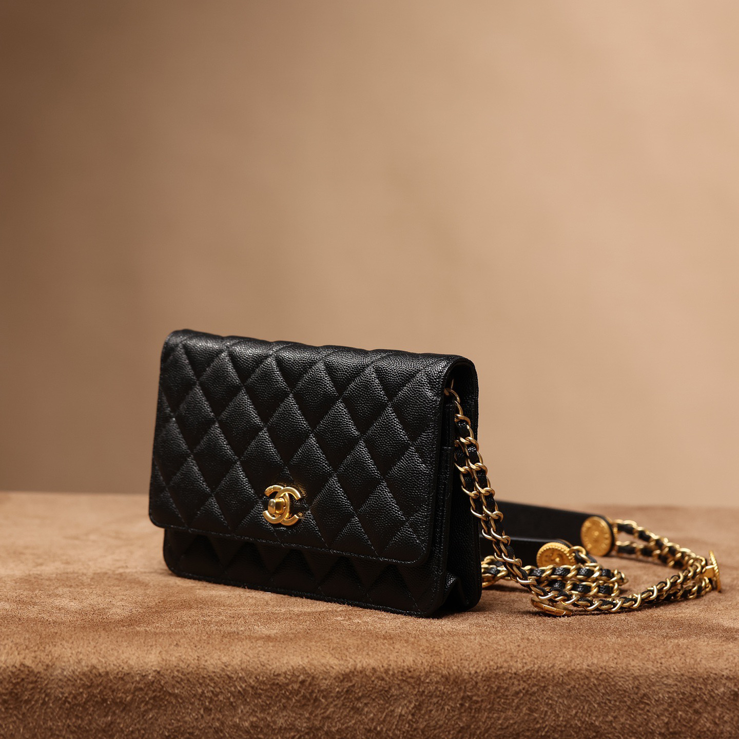 Chanel -22A Gold Bag-19cm