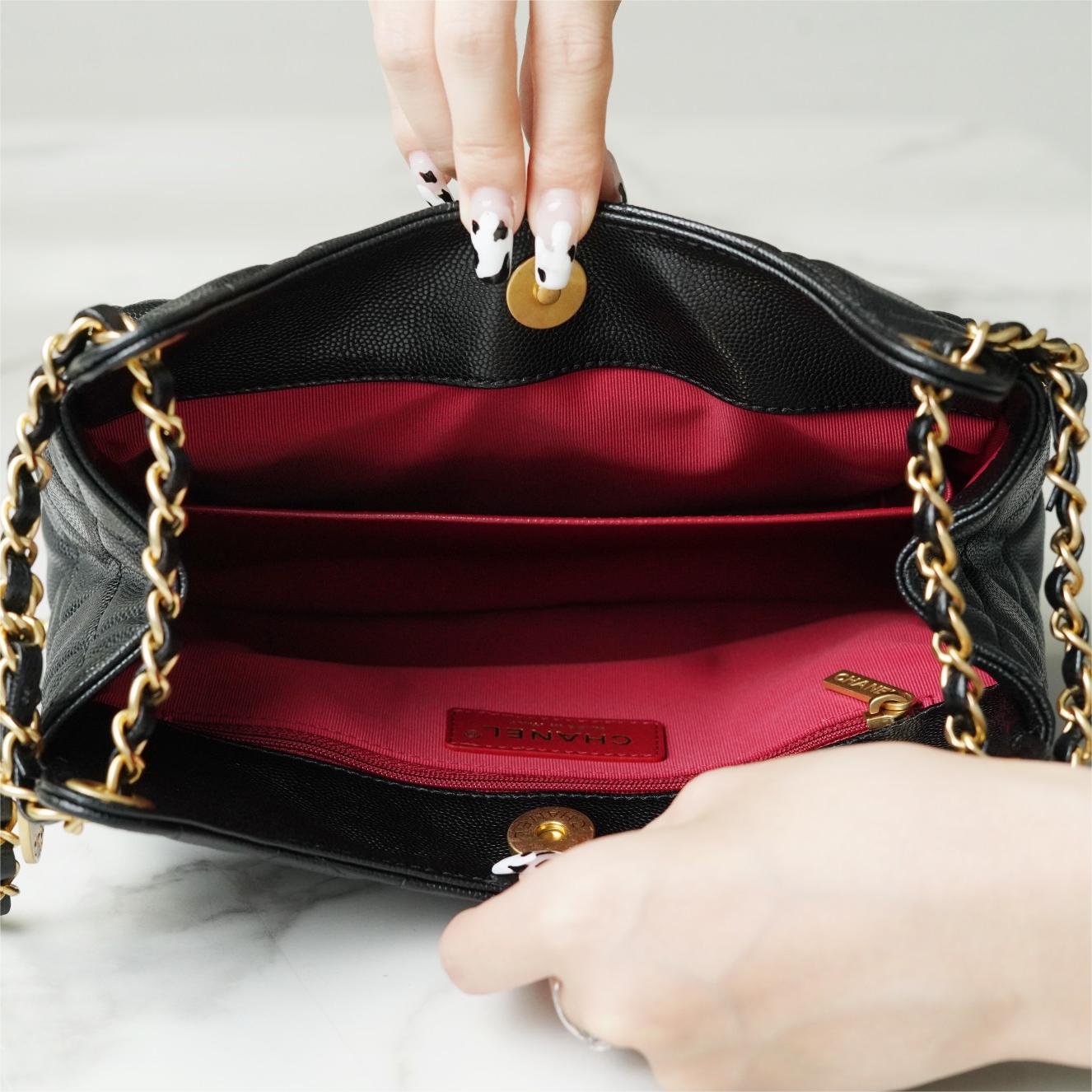 Chanel-23C Lychee pattern-22.5cm