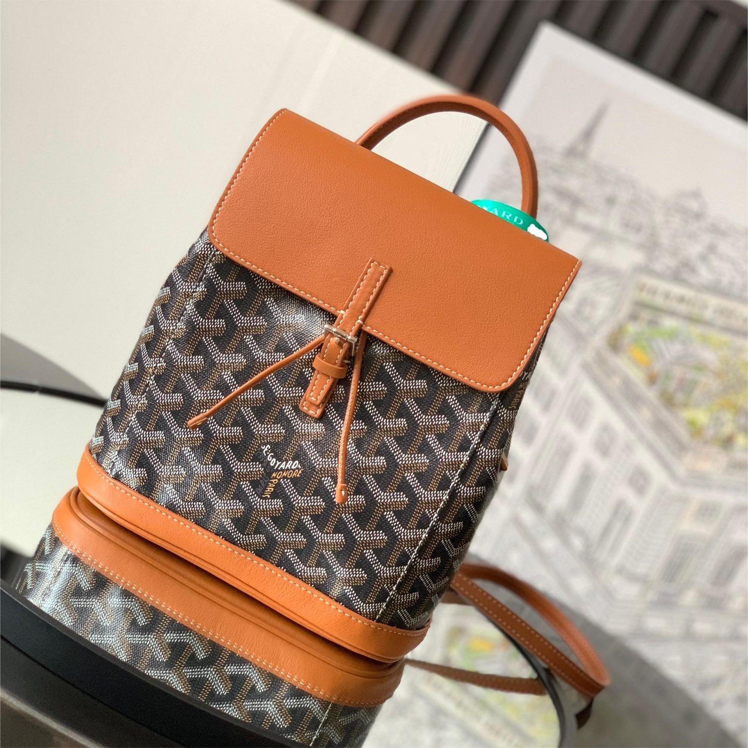 Goyard-Alpin-23cm