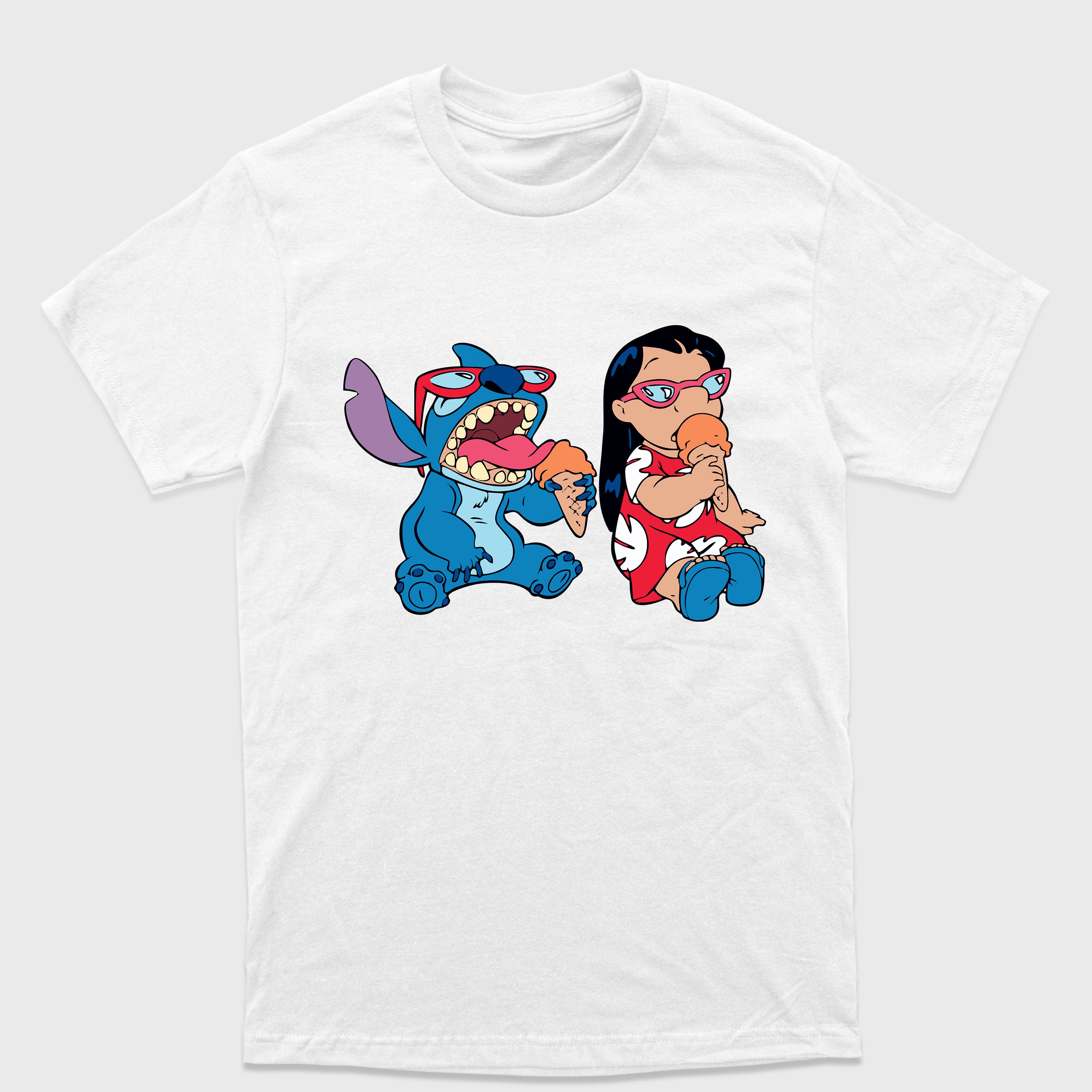 Camiseta Básica Lilo e Stitch Tomando Sorvete